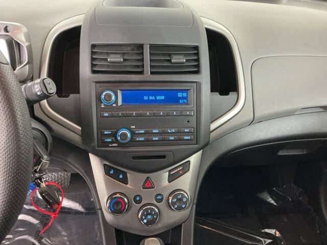 2015 Chevrolet Sonic LS Auto