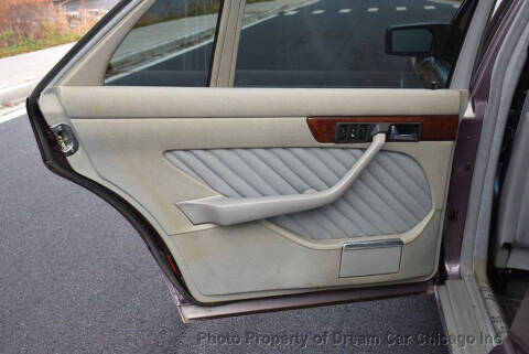 1991 Mercedes-Benz 560-Class 560 SEL