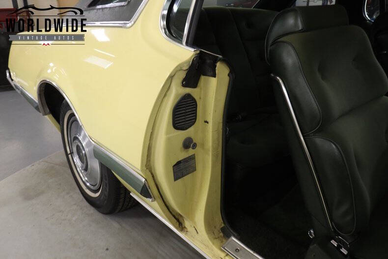 1973 Ford Thunderbird
