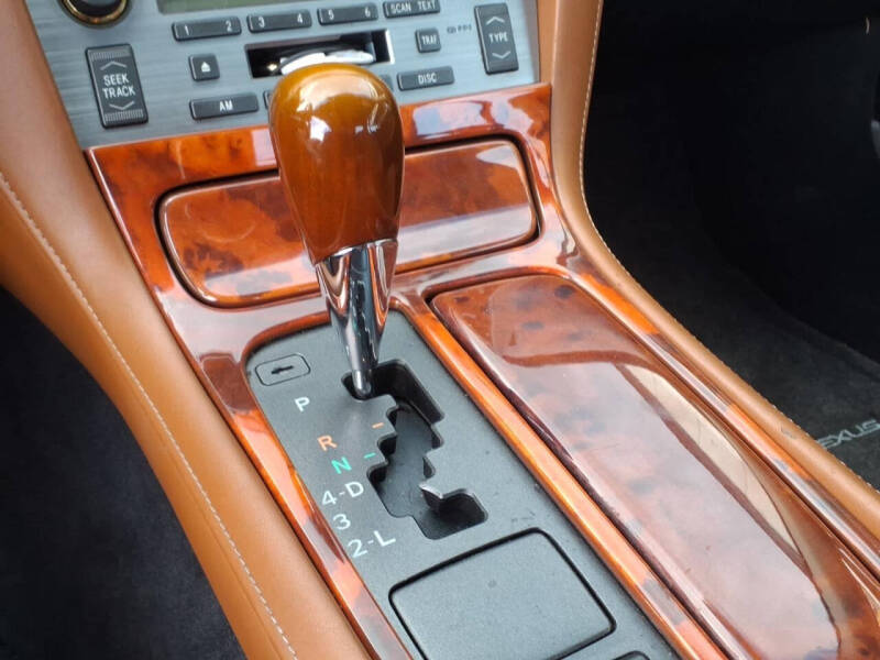 2005 Lexus SC 430