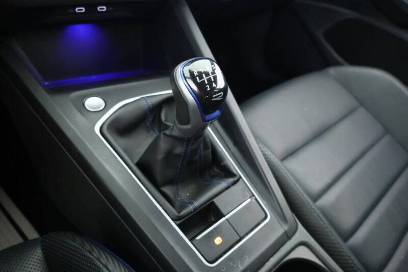 2022 Volkswagen Golf R 4Motion