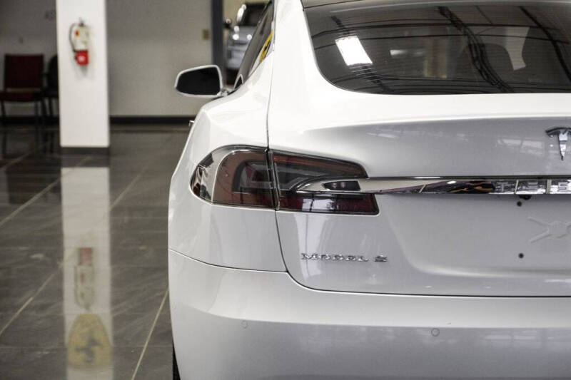 2017 Tesla Model S 90D