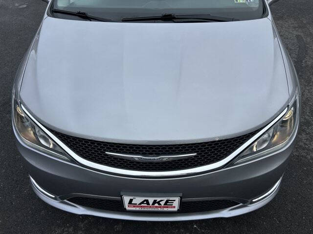 2017 Chrysler Pacifica Touring-L Plus