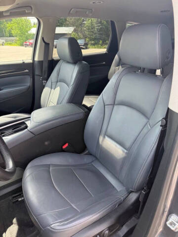 2020 Buick Enclave Essence