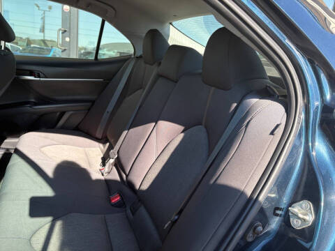 2020 Toyota Camry LE