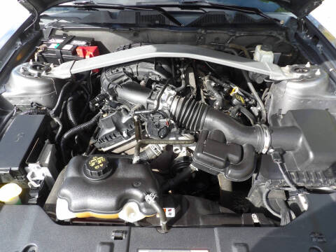 2013 Ford Mustang V6