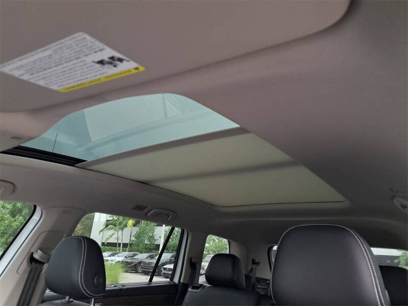 2025 Volkswagen Atlas SEL 4Motion