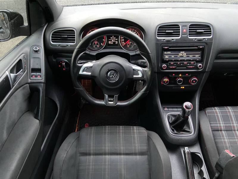 2012 Volkswagen GTI Base PZEV
