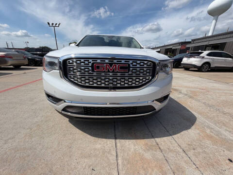 2019 GMC Acadia Denali