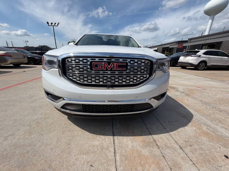 2019 GMC Acadia Denali