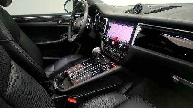 2024 Porsche Macan S