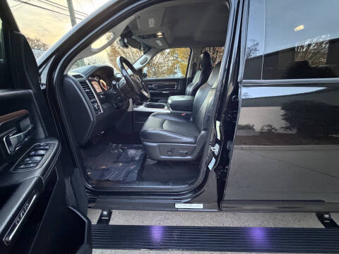 2017 RAM 3500 Laramie