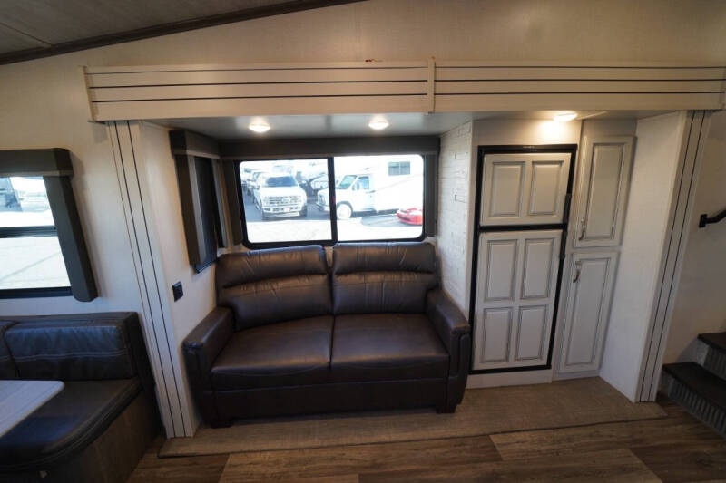 2021 Keystone RV Cougar 24 RDS