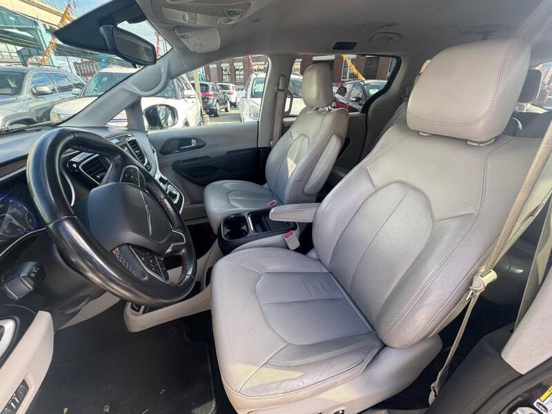 2018 Chrysler Pacifica Touring L