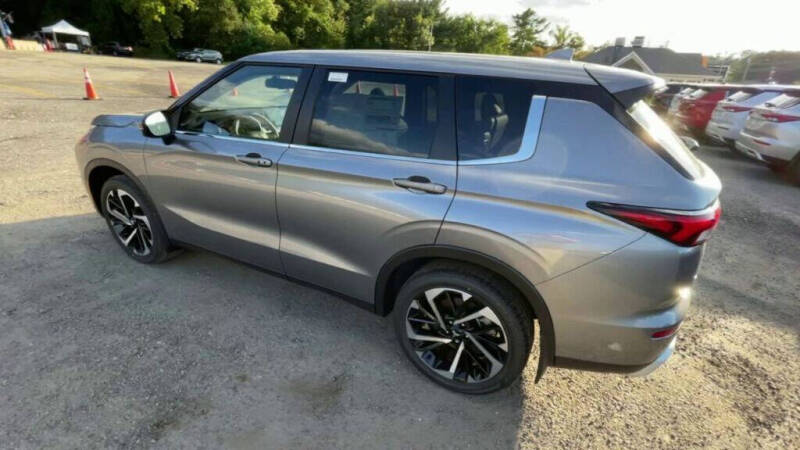 2024 Mitsubishi Outlander