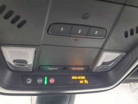 2025 Cadillac XT5 Luxury