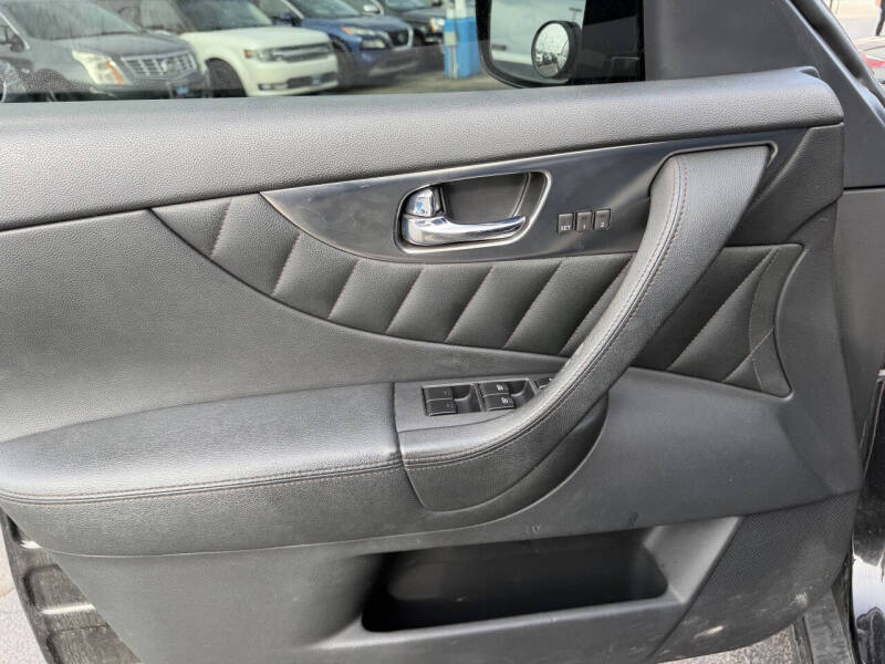 2009 Infiniti FX35