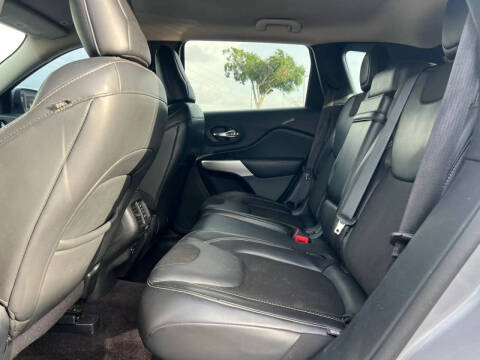 2018 Jeep Cherokee Latitude Plus