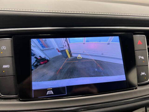 2022 Buick Enclave Essence