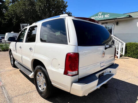 2004 Cadillac Escalade