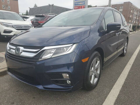 2018 Honda Odyssey for sale at OFIER AUTO SALES in Freeport NY
