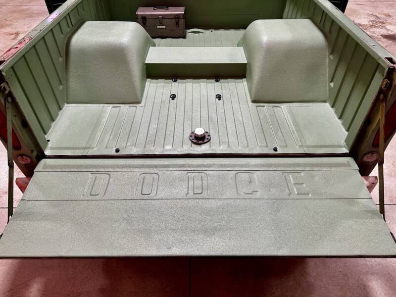 1967 Dodge D100 Pickup