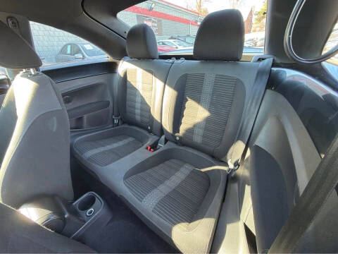 2014 Volkswagen Beetle R-Line