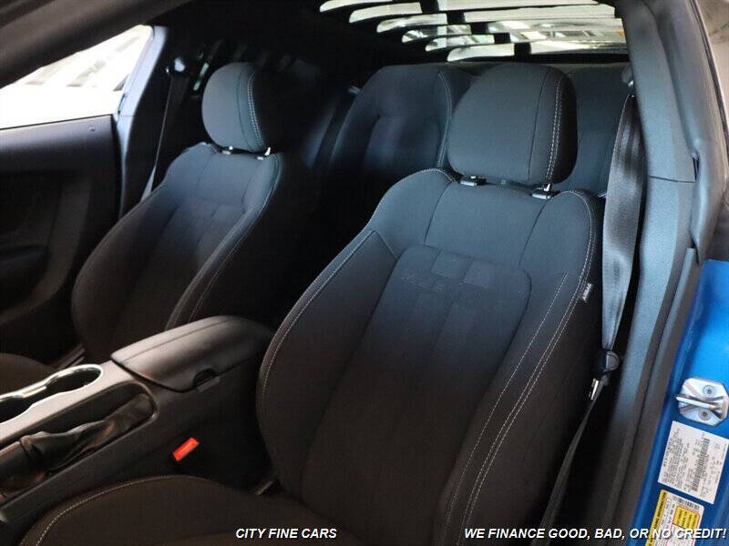 2020 Ford Mustang EcoBoost