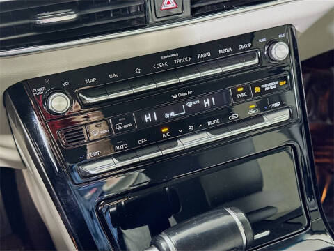 2020 Kia Cadenza Technology