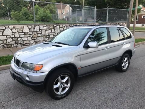 2002 BMW X5 for sale at Bogie's Motors in Saint Louis MO