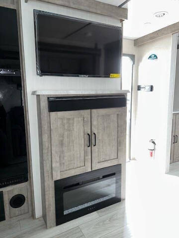 2023 Forest River Surveyor 267RBSS