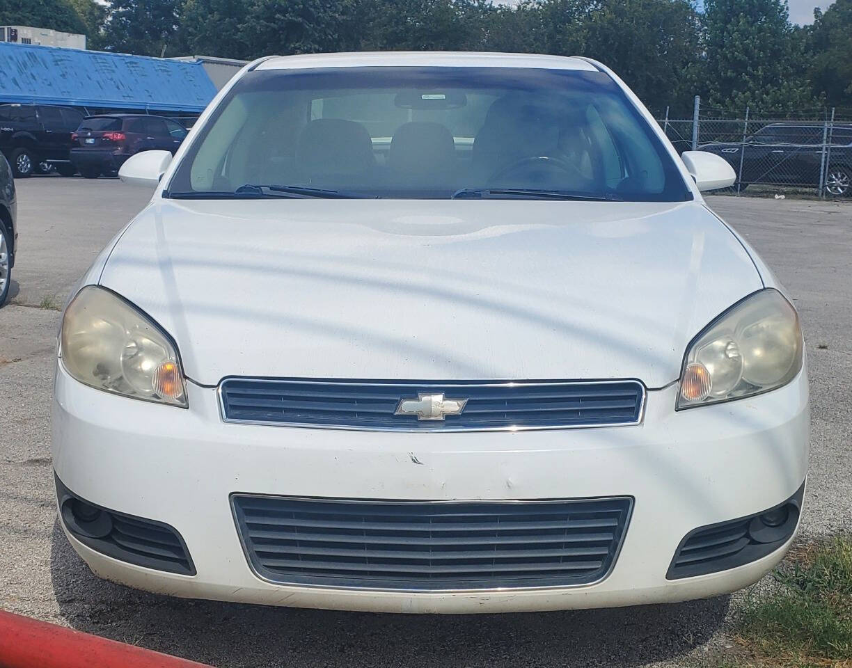 2011 Chevrolet Impala for sale at DURANGO AUTO CENTER LLC in Tulsa, OK