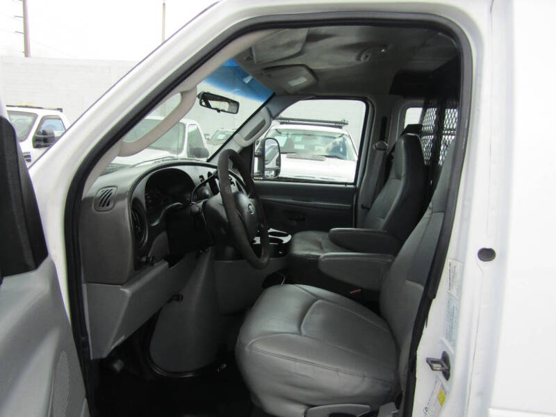 2008 Ford E-Series E-250