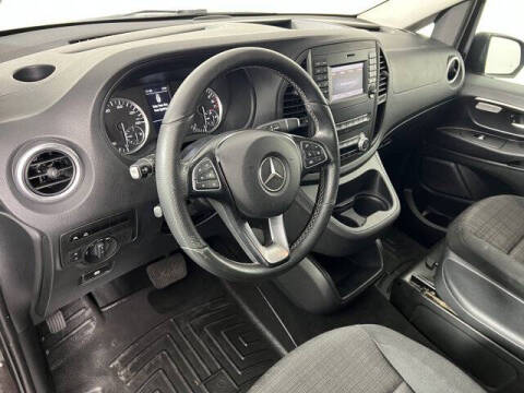 2016 Mercedes-Benz Metris Passenger