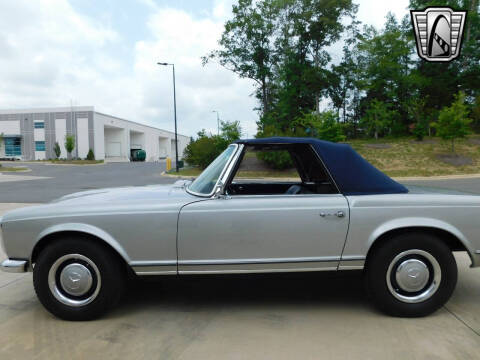 1965 Mercedes-Benz SL-Class