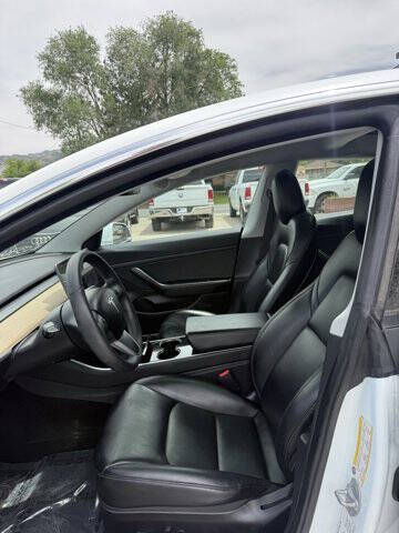 2020 Tesla Model 3 Standard Range