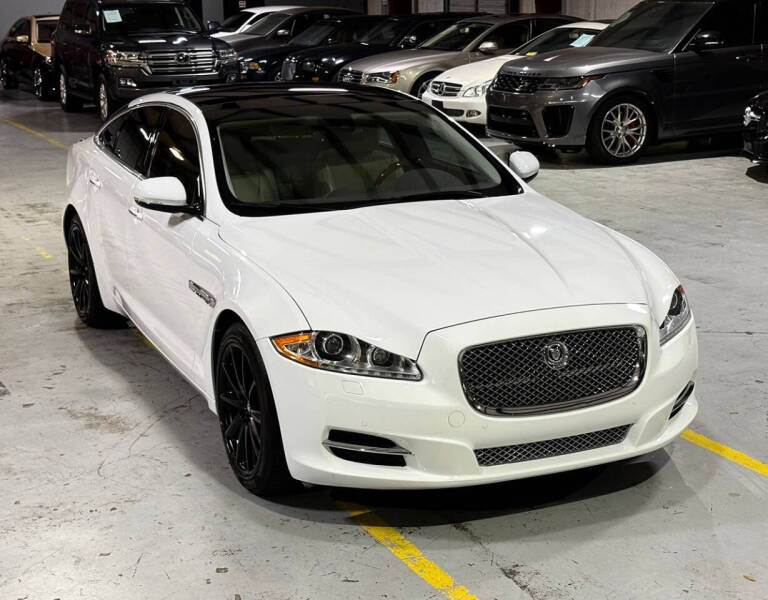 2012 Jaguar XJ