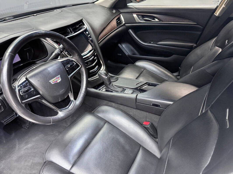 2017 Cadillac CTS 2.0T Luxury