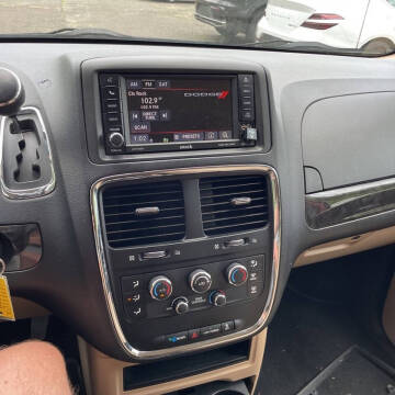 2014 Dodge Grand Caravan SE