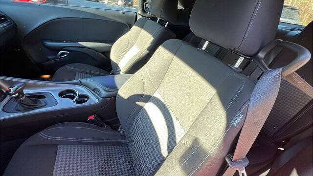 2023 Dodge Challenger SXT