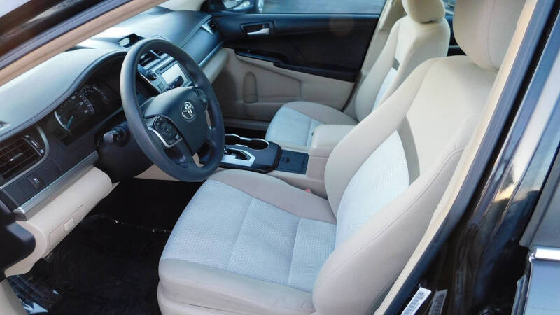 2012 Toyota Camry LE