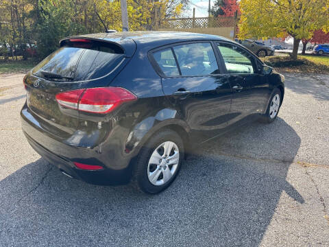 2017 Kia Forte5 LX