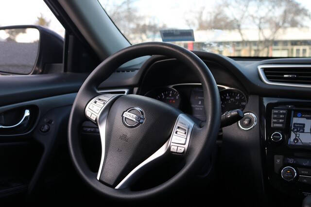 2015 Nissan Rogue SV