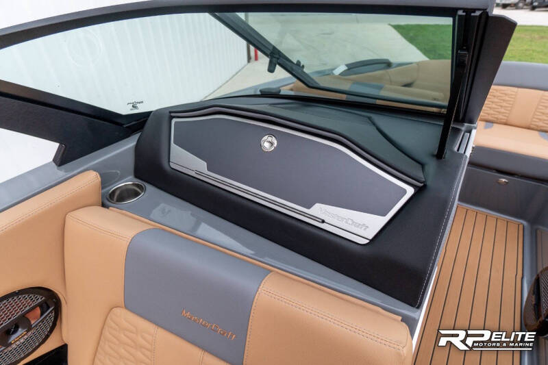 2025 MasterCraft X22