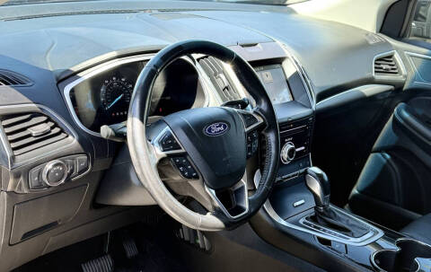 2018 Ford Edge Titanium