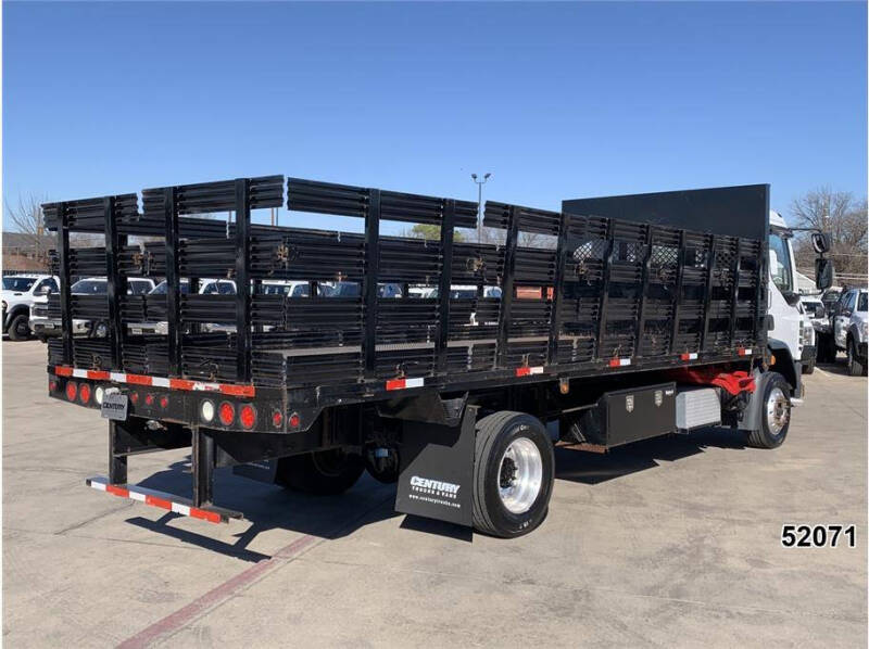 2022 Kenworth K270