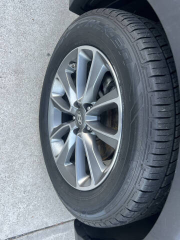 2017 Hyundai Santa Fe SE