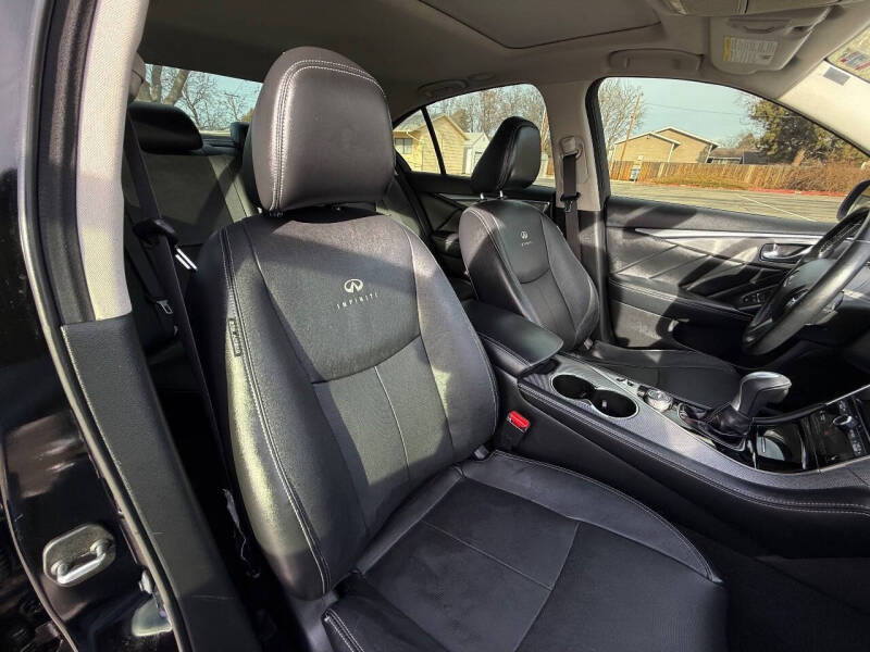 2014 Infiniti Q50 Premium