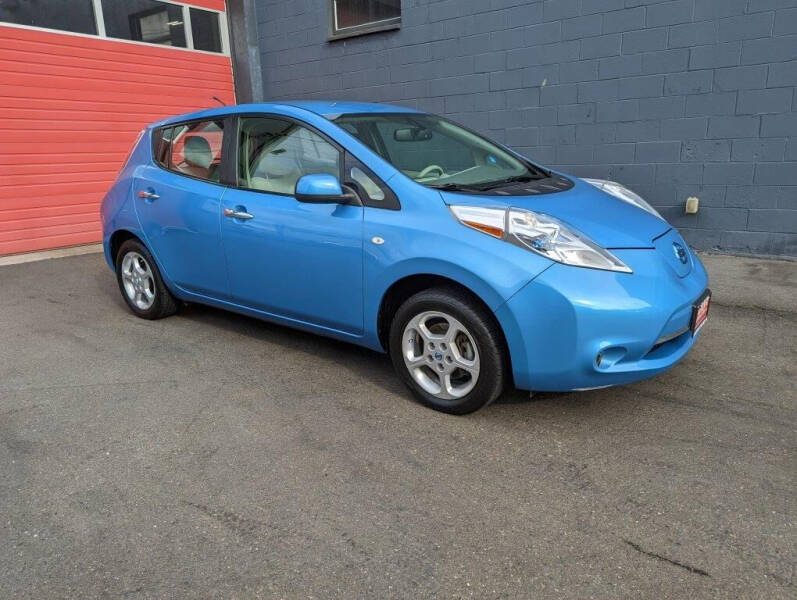 2011 Nissan LEAF for sale at Paramount Motors NW in Seattle WA