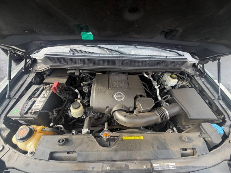 2011 Nissan Armada Platinum